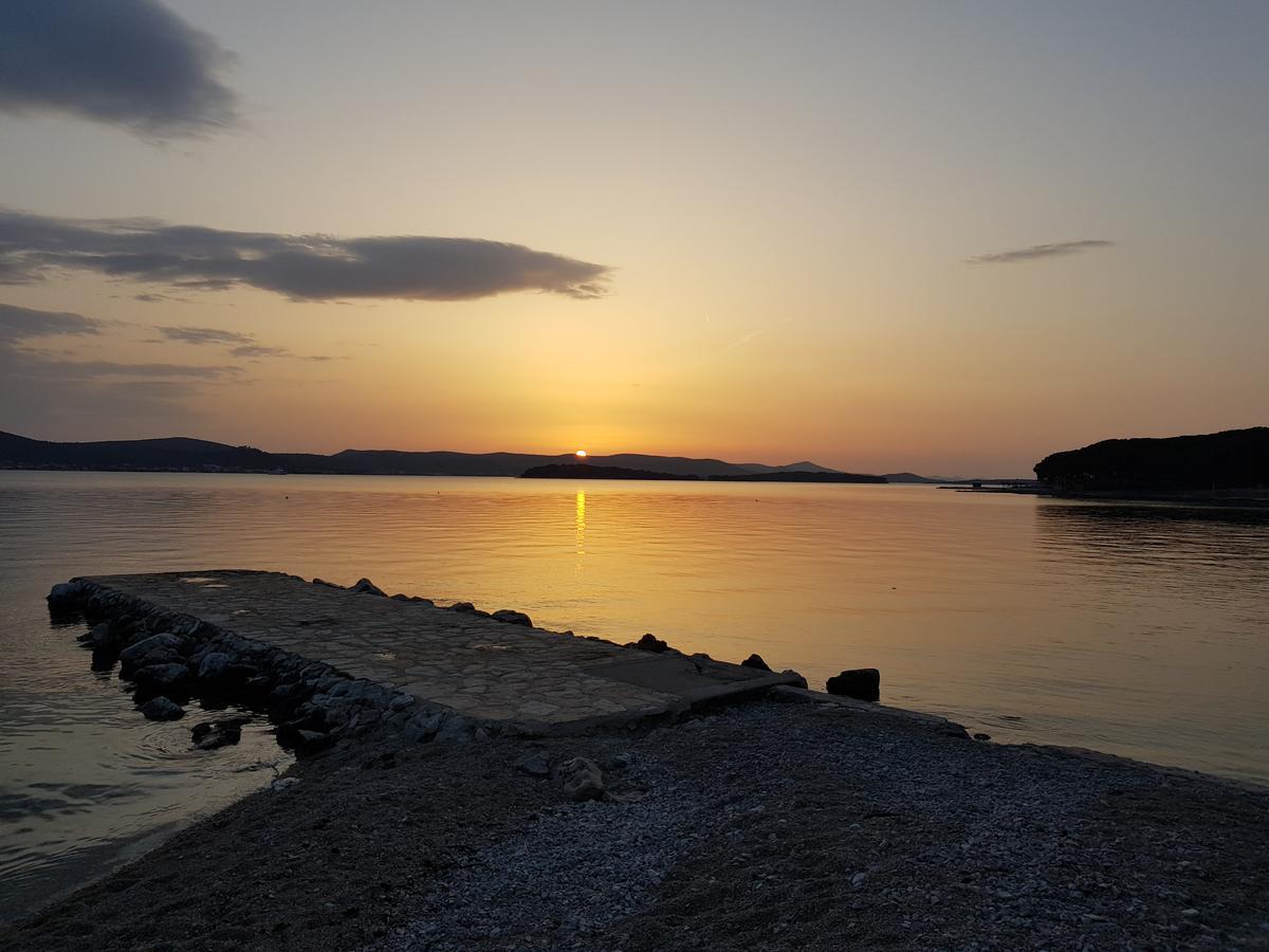Mobile Home Heaven Biograd Biograd Na Moru Exterior foto